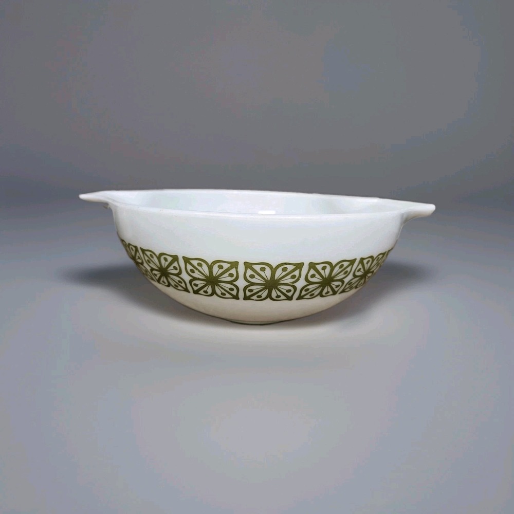 Vintage Pyrex #444 Verde Square Flowers Cinderella Mixing Bowl 4 Qt USA